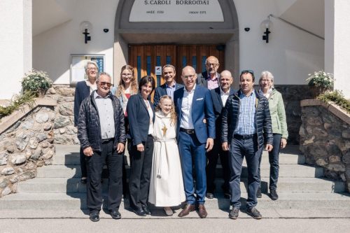 142-1.-Kommunion-26.04.2026-Lenzerheide144.jpg-142